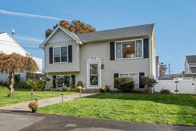 Property Photo:  38 Chestnut Street  RI 02864 