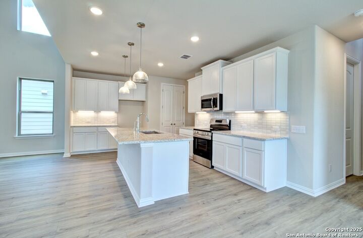 Property Photo:  1231 Casetta Run  TX 78130 