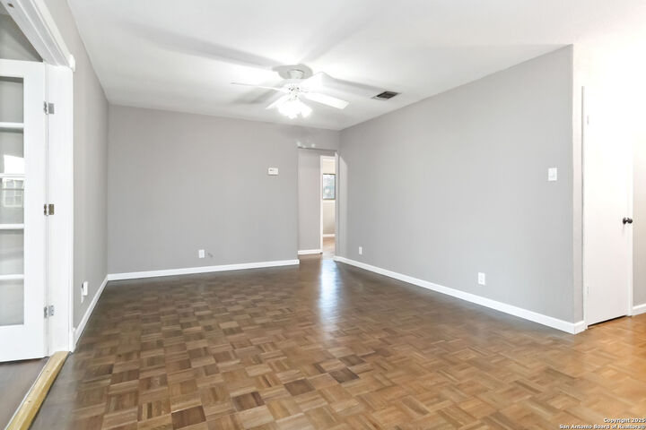 Property Photo:  4703 Lorelei  TX 78229