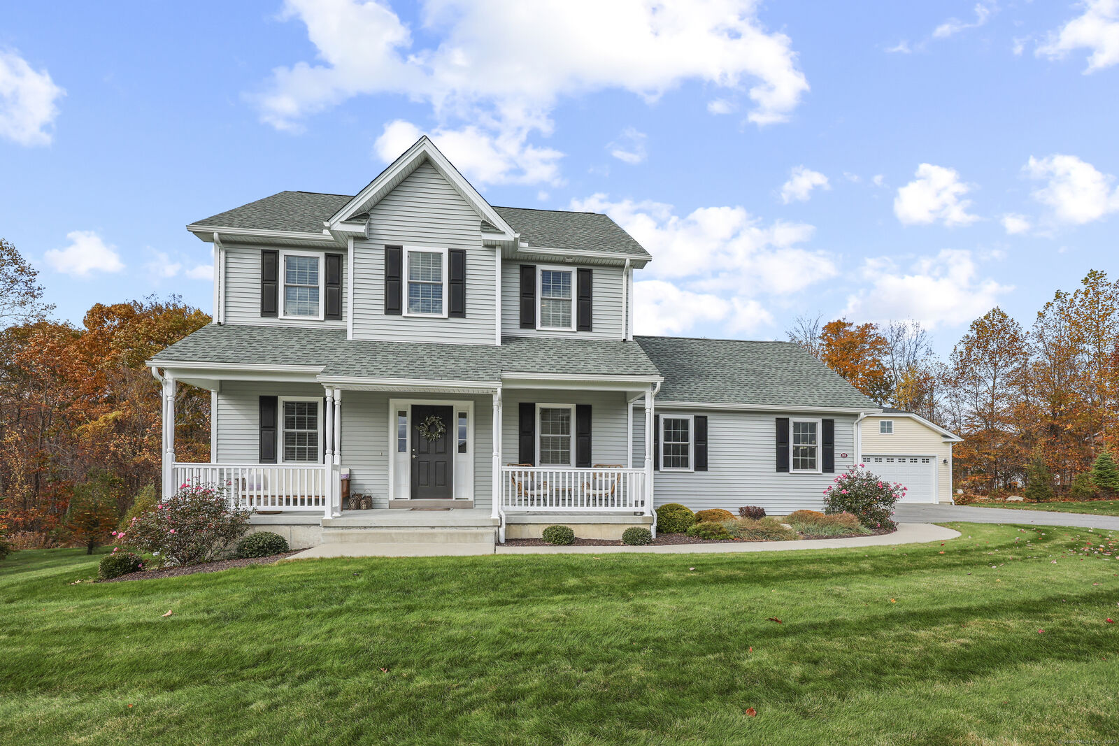 Property Photo:  22 Gilbert Lane 22  CT 06248