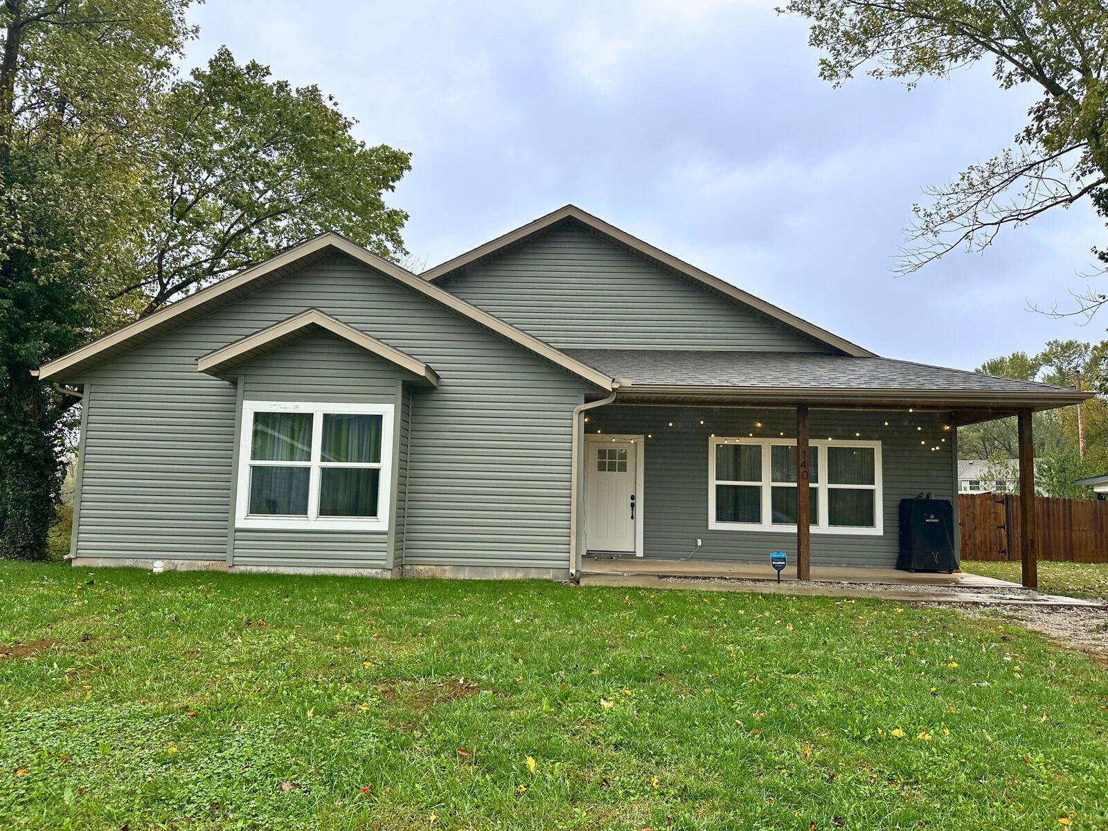 Property Photo:  140 Park Valley Court  MO 64831