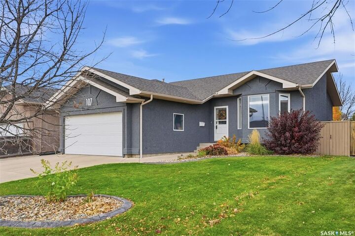 Photo de la propriété: 107 Carr Crescent SK S7S 1M3