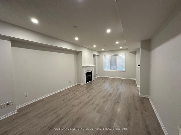 Property Photo:  438 Beach Boulevard  ON L8H 6X1