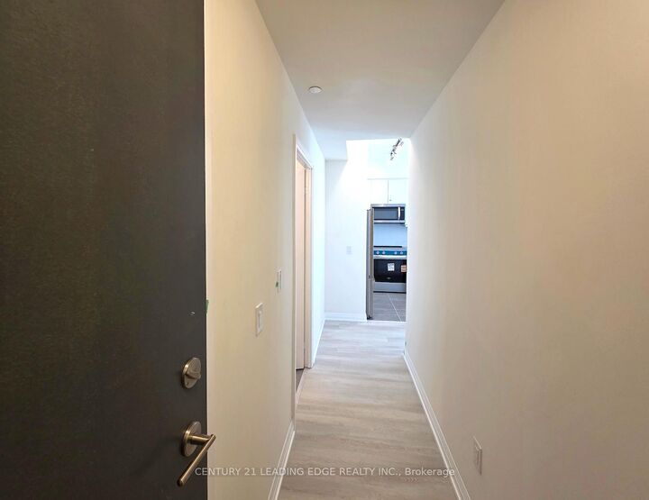 Property Photo: 3260 Sheppard Avenue E 1109 ON M1T 3K3