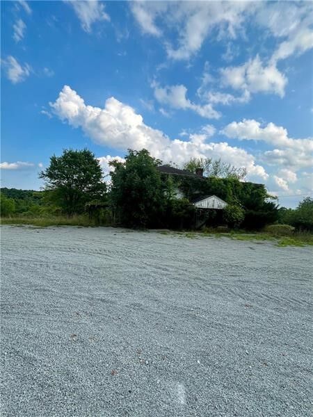 Property Photo:  1054 Eldersville Rd  PA 15021