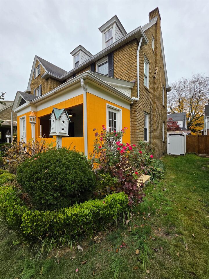 Property Photo:  808 Windsor Court  KY 41101 