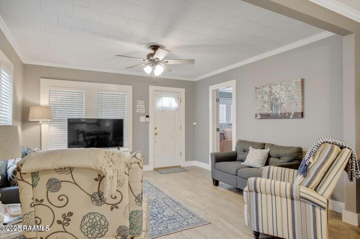 Property Photo: 1006 N Jackson Avenue LA 70548