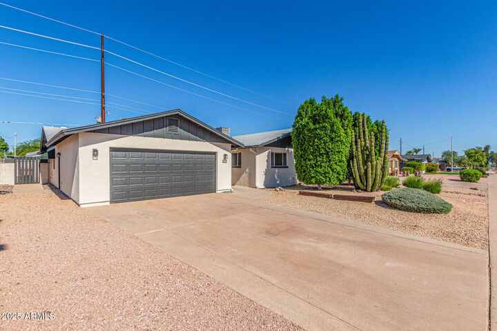 Property Photo:  6816 E Oak Street  AZ 85257 