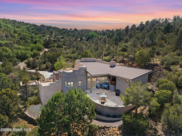 Property Photo:  628 W Lee Boulevard  AZ 86303 