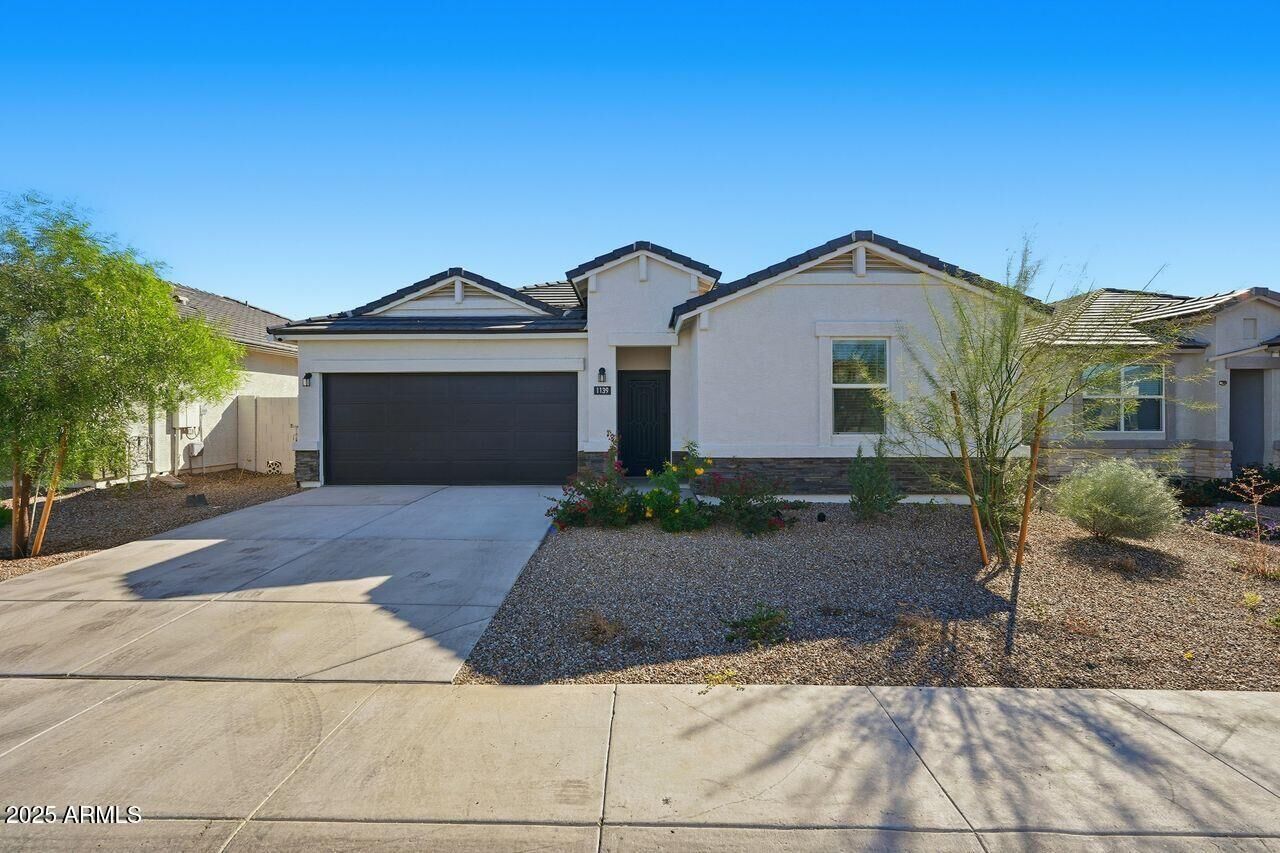 Property Photo: 1139 W Sand Canyon Court AZ 85122