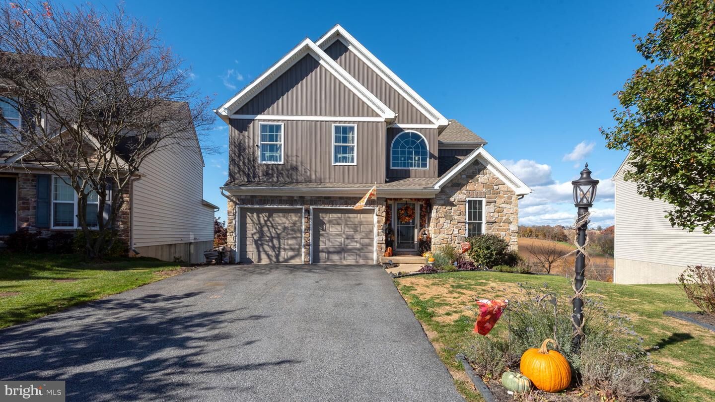 Property Photo: 495 Thomas Armor Drive PA 17366