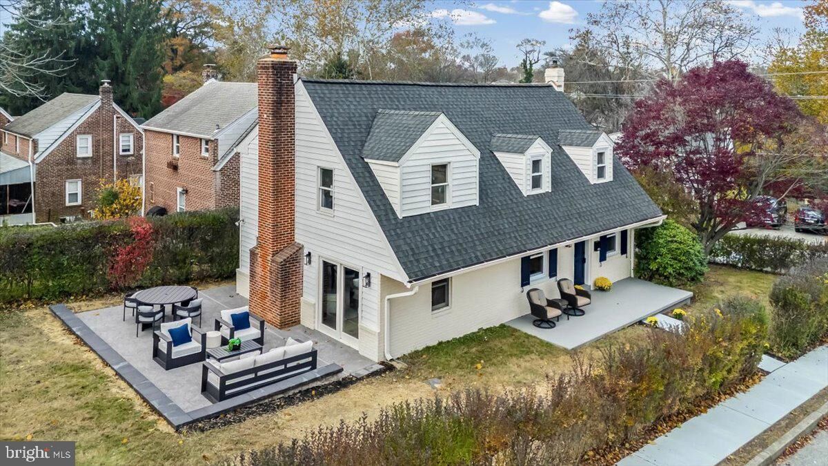 Property Photo: 222 N Overhill Road PA 19063