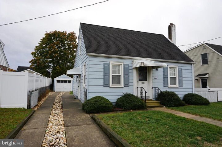 Property Photo:  252 Churchill Avenue  NJ 08610 