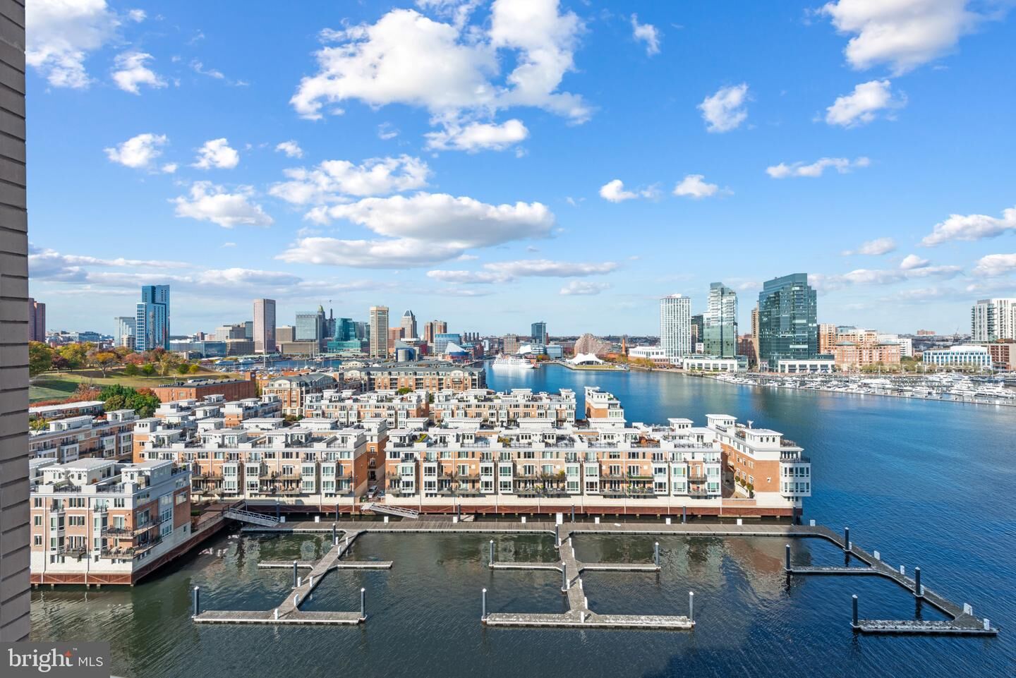 Property Photo:  100 Harborview Drive 1209  MD 21230 