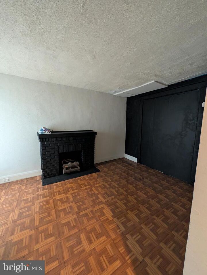 Property Photo:  2420 Calverton Heights Avenue  MD 21216 