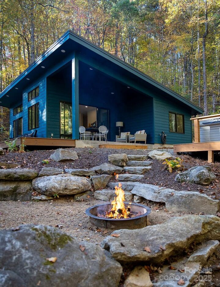 808 Mountain Cove Road  Hendersonville NC 28792 photo