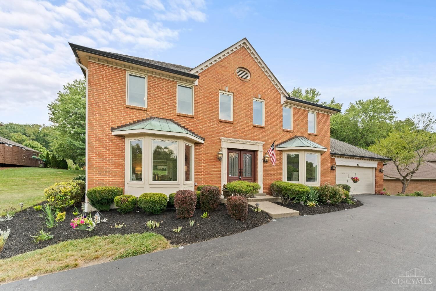 Property Photo: 845 Eaglesknoll Court OH 45255