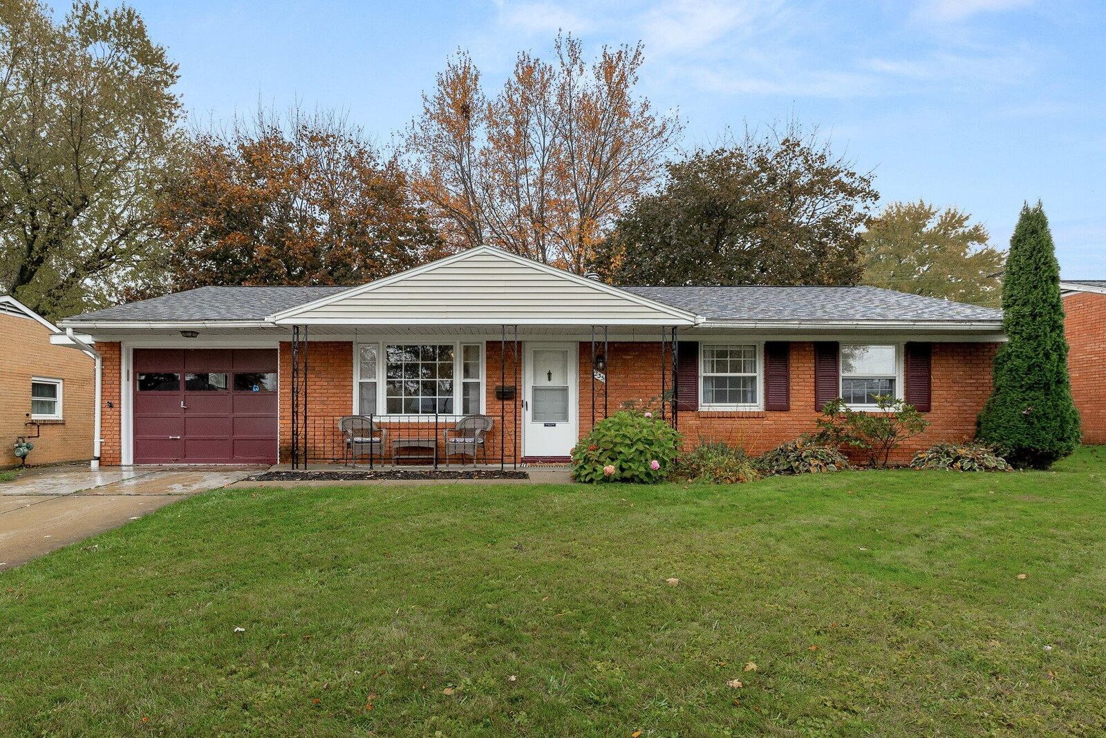 Property Photo:  235 Hanover Road  OH 44904 