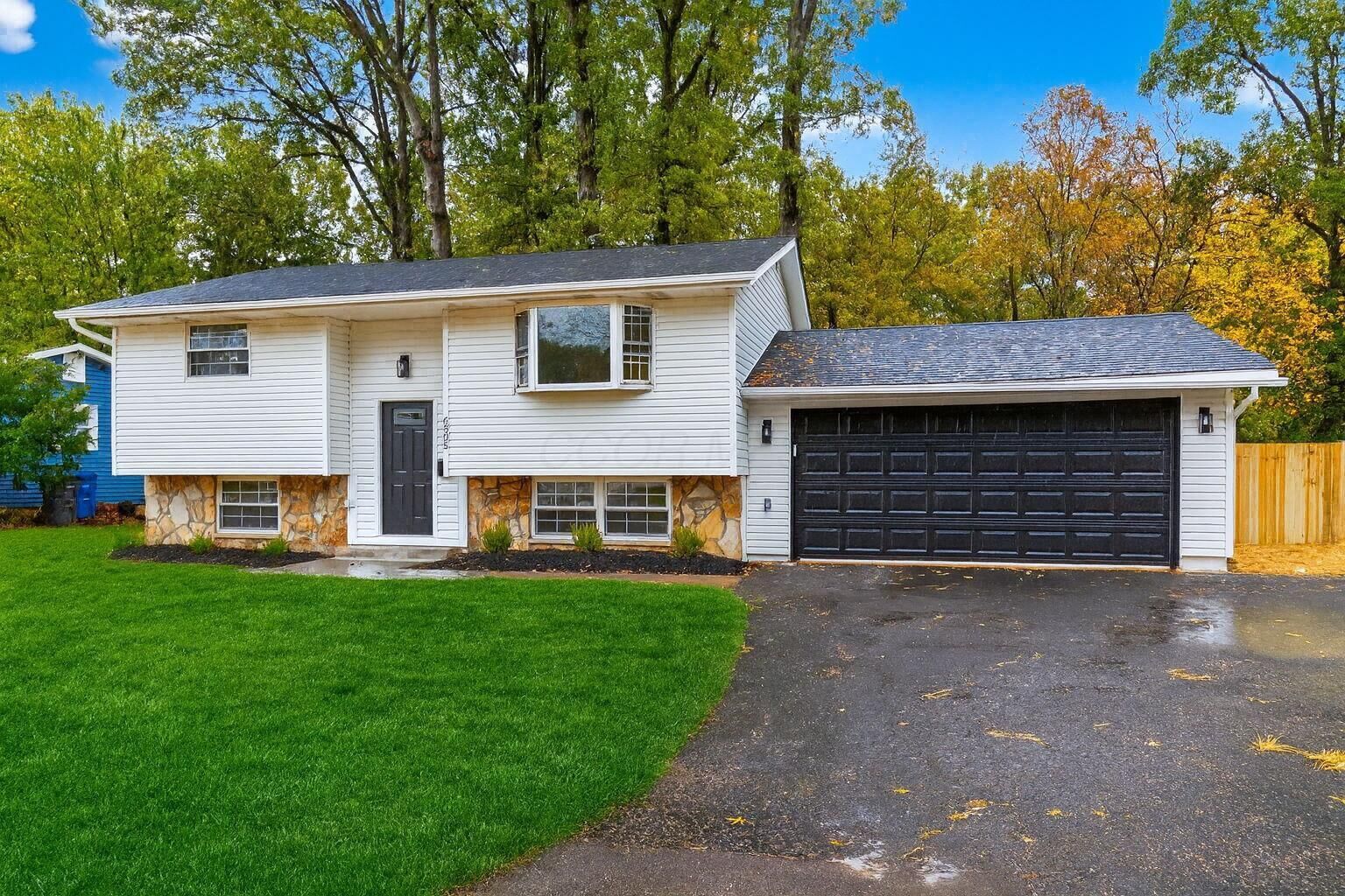 Property Photo:  6505 Bartlett Road  OH 43068 