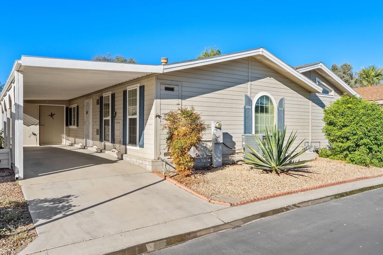 Property Photo:  47857 Prado Way  CA 92201