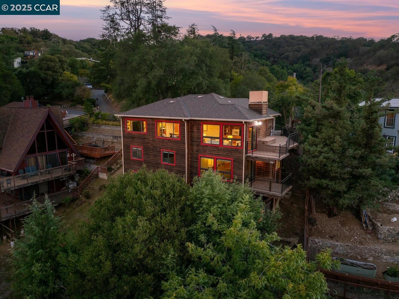 Property Photo:  1087 Hillside Dr  CA 94553 