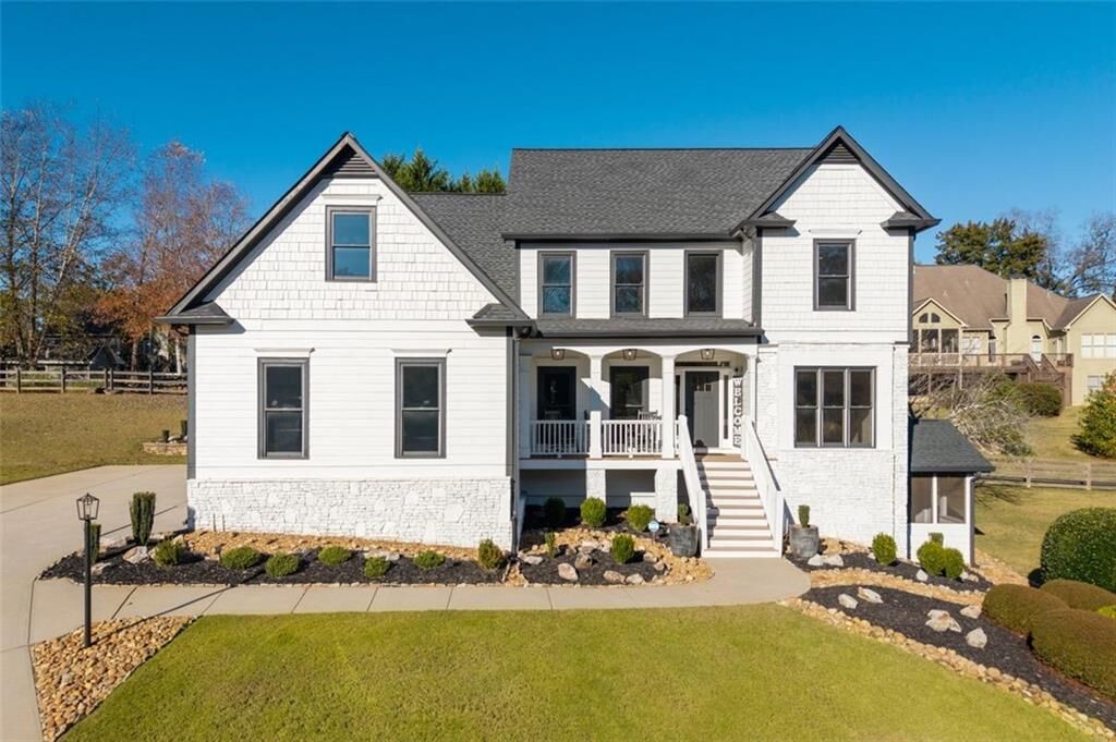 Property Photo:  4030 Scenic View Court  GA 30028 