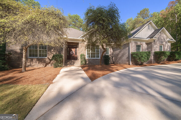Property Photo:  57 Old Chimney Court  GA 31820 
