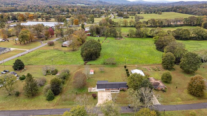 Property Photo: 185 Omega Drive TN 37397