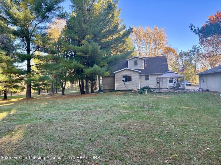 Property Photo:  9050 Laingsburg Road  MI 48848