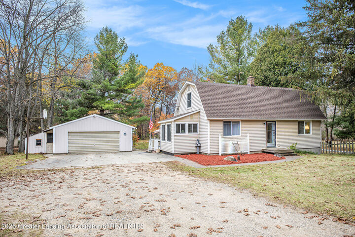 Property Photo:  9050 Laingsburg Road  MI 48848 