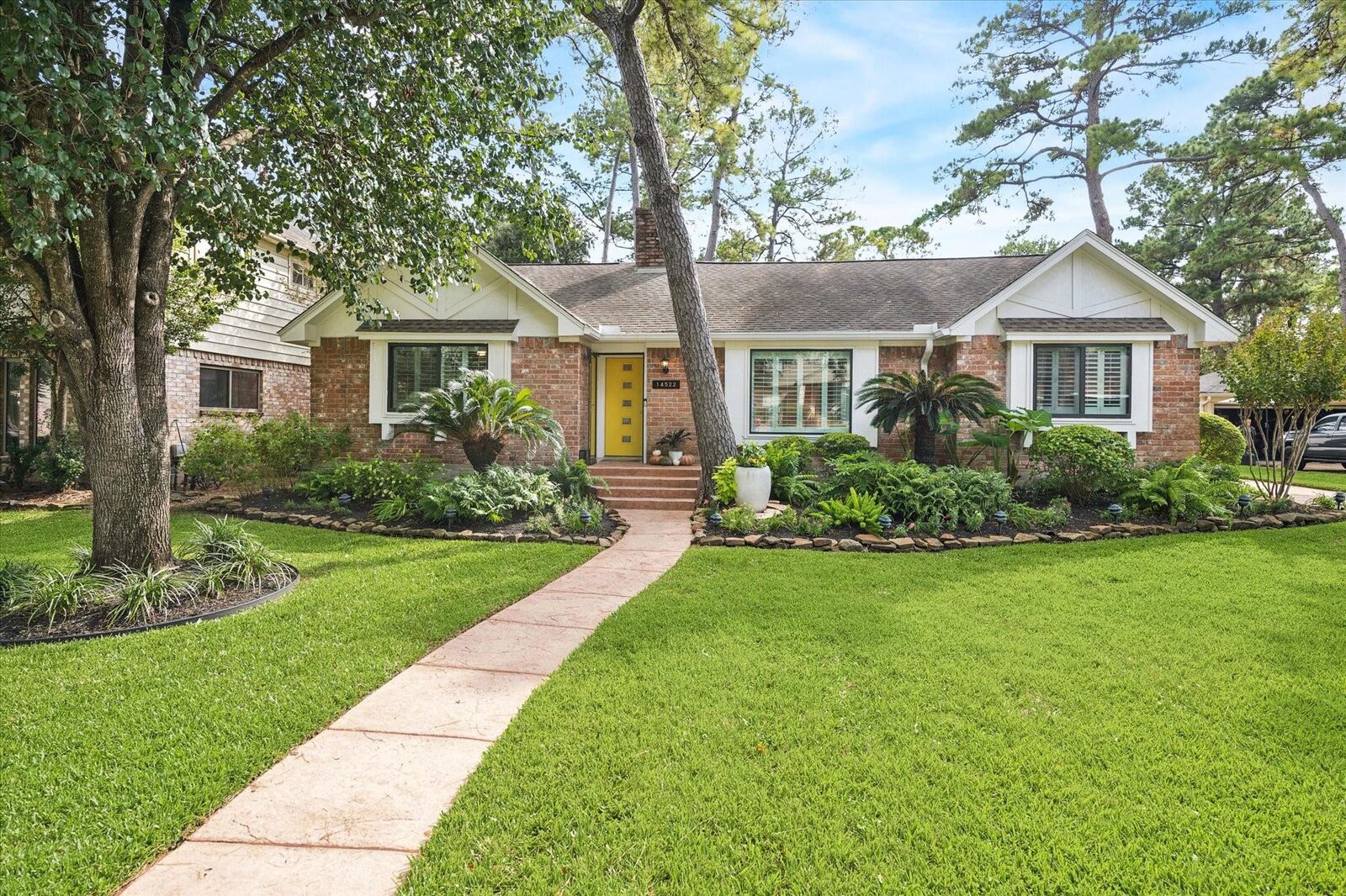 Property Photo: 14522 Ravenhurst Lane TX 77070