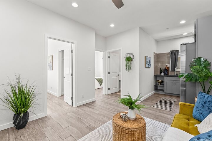 Property Photo:  642 N Vineyard Boulevard E  HI 96817 