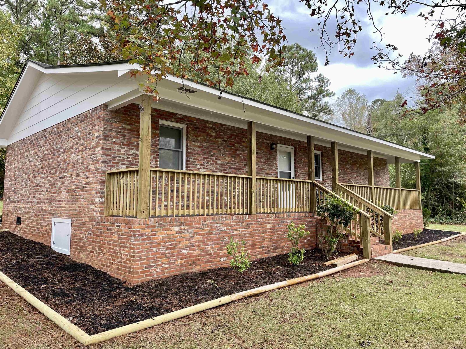 Property Photo:  301 Winchester Drive  GA 31024 