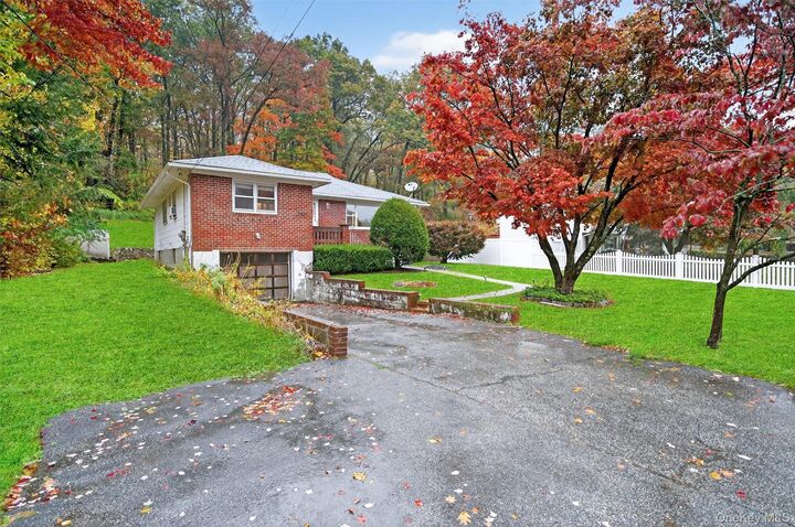 Property Photo:  56 Aqueduct Road  NY 10524