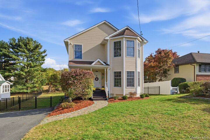 Property Photo:  28 Hewitt Street  NY 10923 