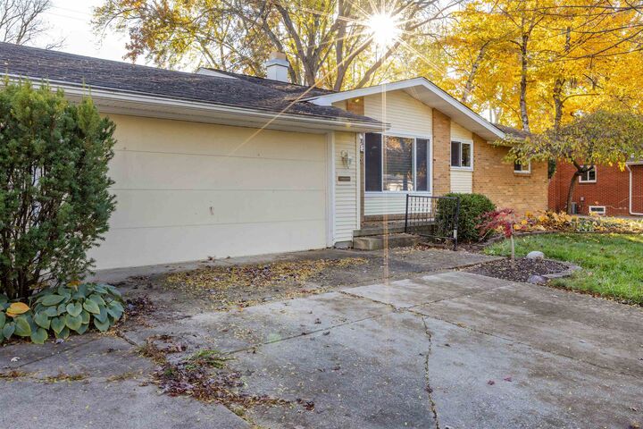 Property Photo:  312 Wilson  MI 48642-3365