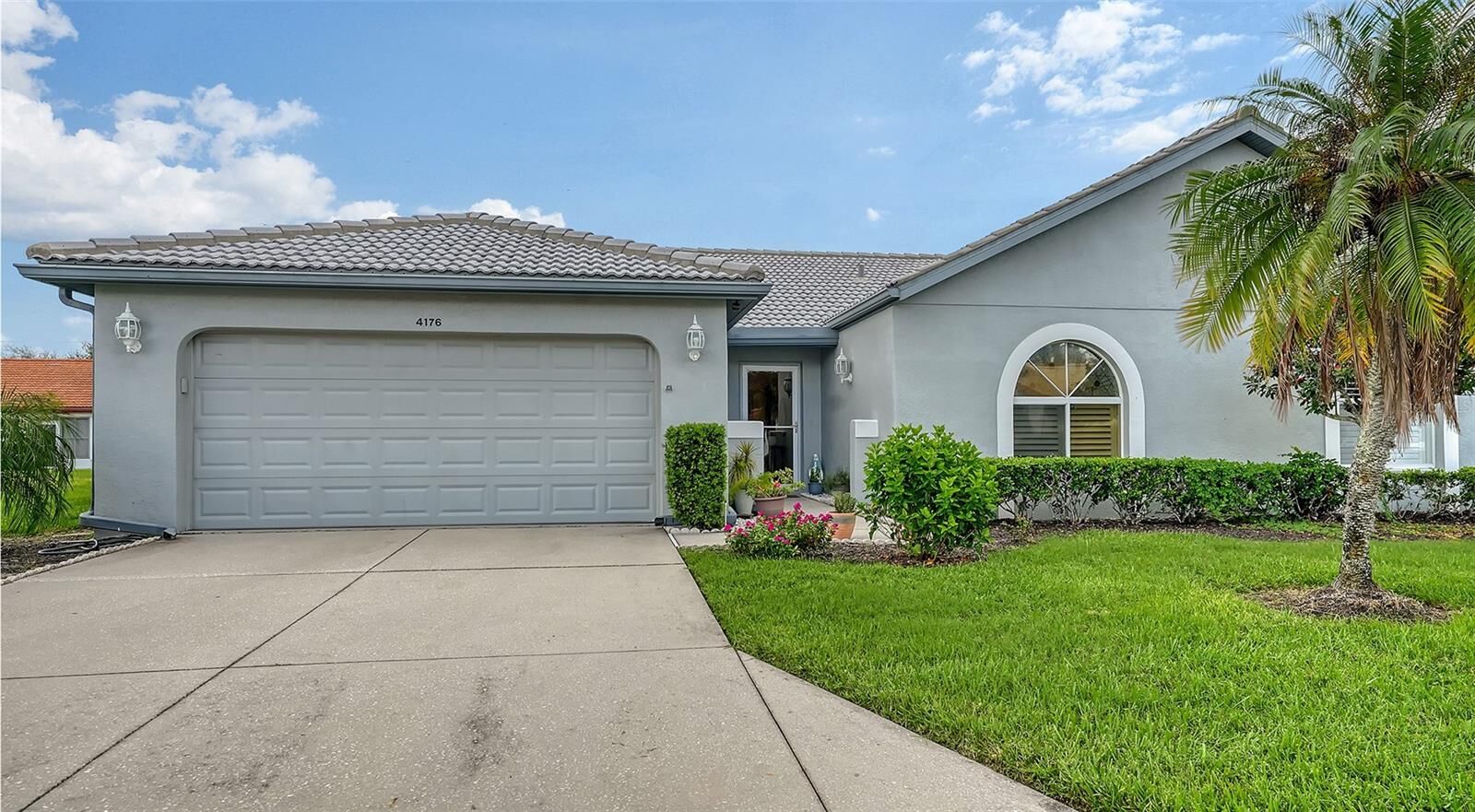 Property Photo:  4176 Vallarta Court 3033  FL 34233