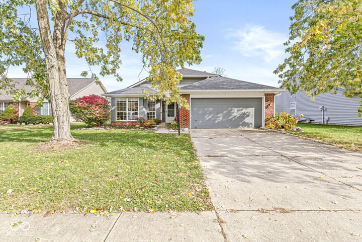 Property Photo: 1555 Warren Lake Court IN 46229
