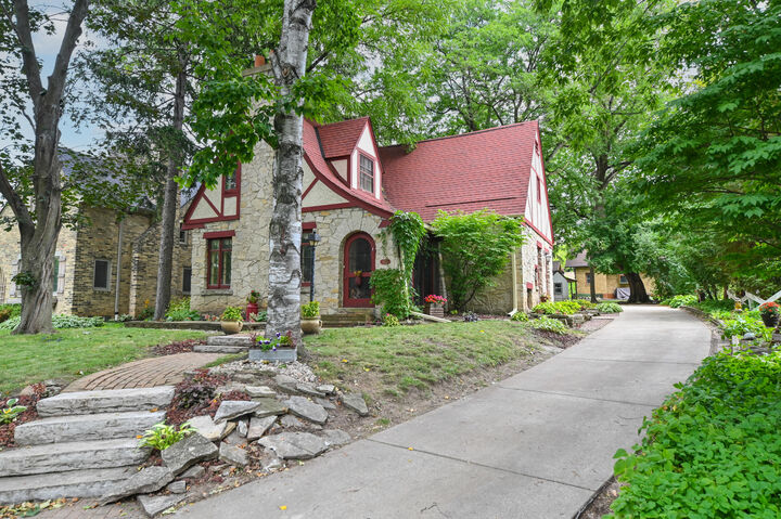 Property Photo: 1624 N 69th St WI 53213