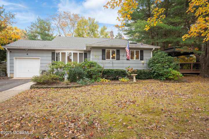 Property Photo:  4 Coral Place  NJ 07748 