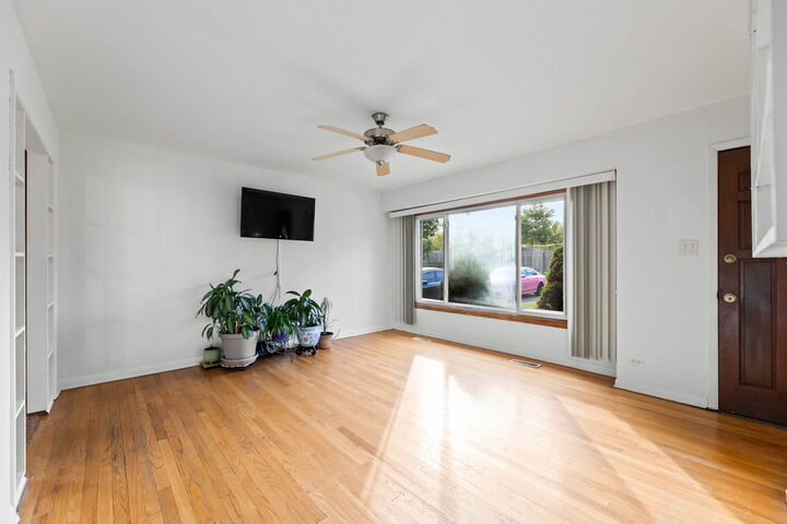 Property Photo:  8245 S 83rd Avenue  IL 60458