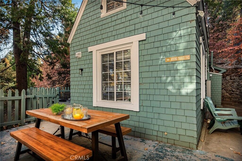 Property Photo:  265 Flower  CA 92352 