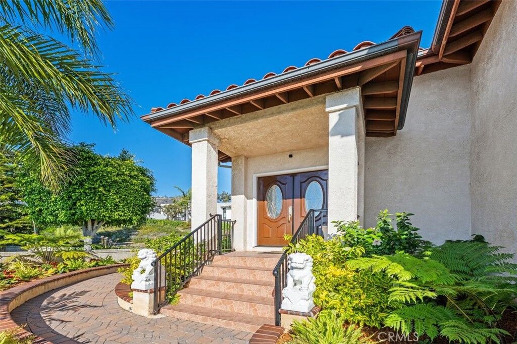 Property Photo: 6403 Sealpoint Court CA 90275