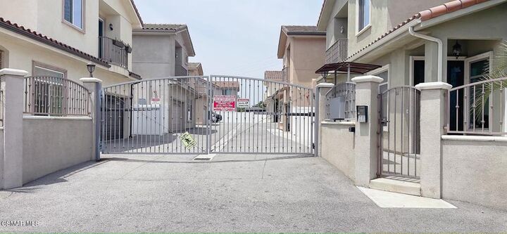 Property Photo: 7608 W Ani Way CA 91605