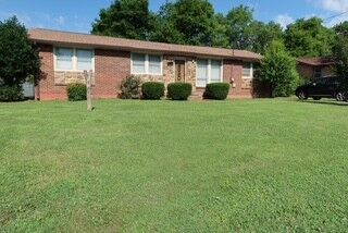 Property Photo:  4025 Kings Cir  TN 37218