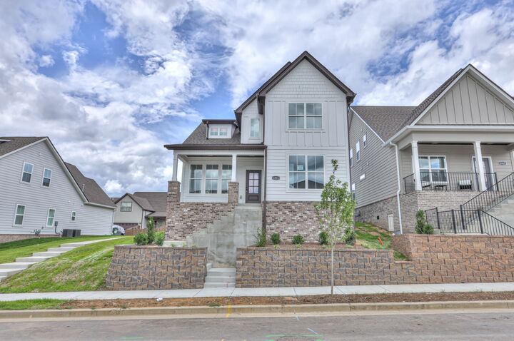 Property Photo:  4814 Kintore Dr  TN 37135 