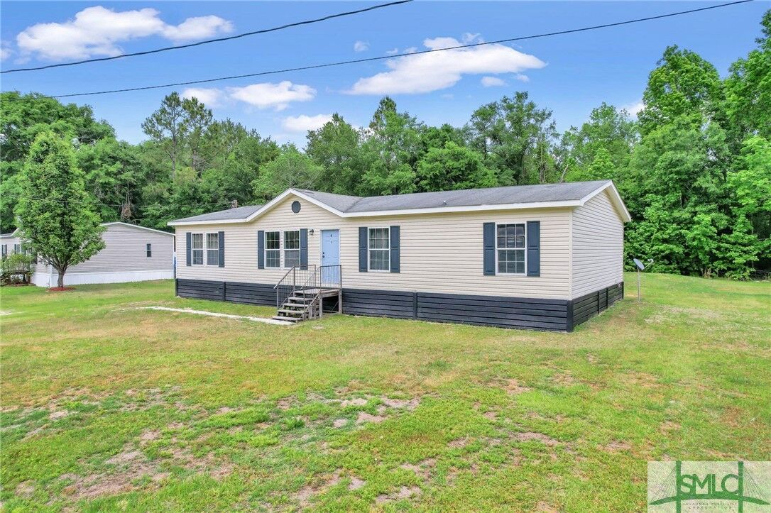 Property Photo:  287 NE Cathy Road  GA 31316 