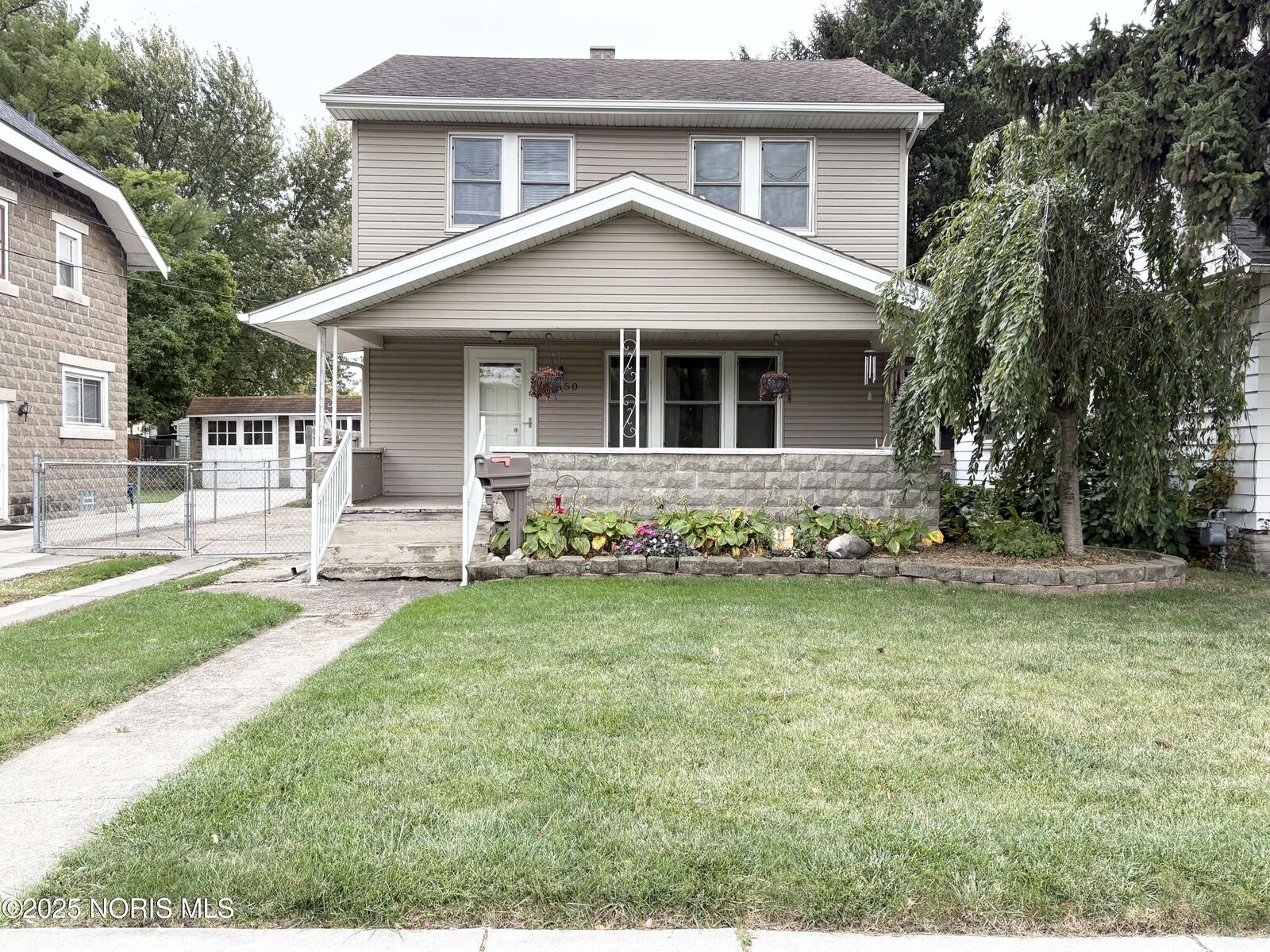 Property Photo:  2550 York Street  OH 43605 