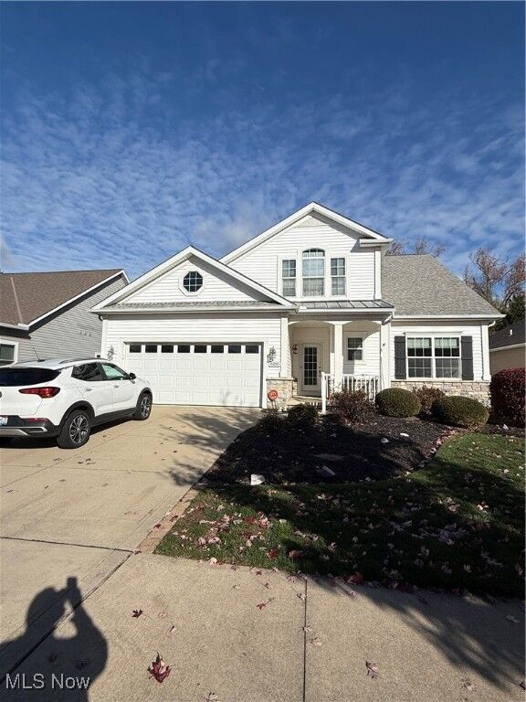 Property Photo: 8285 Manor Gate Way OH 44060