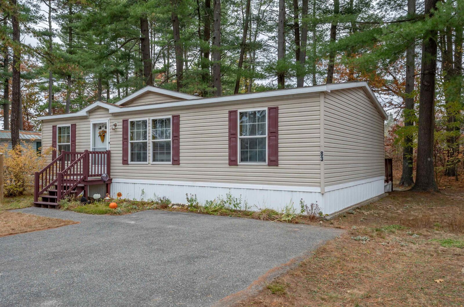 Property Photo: 83 Beech Terrace NH 03038